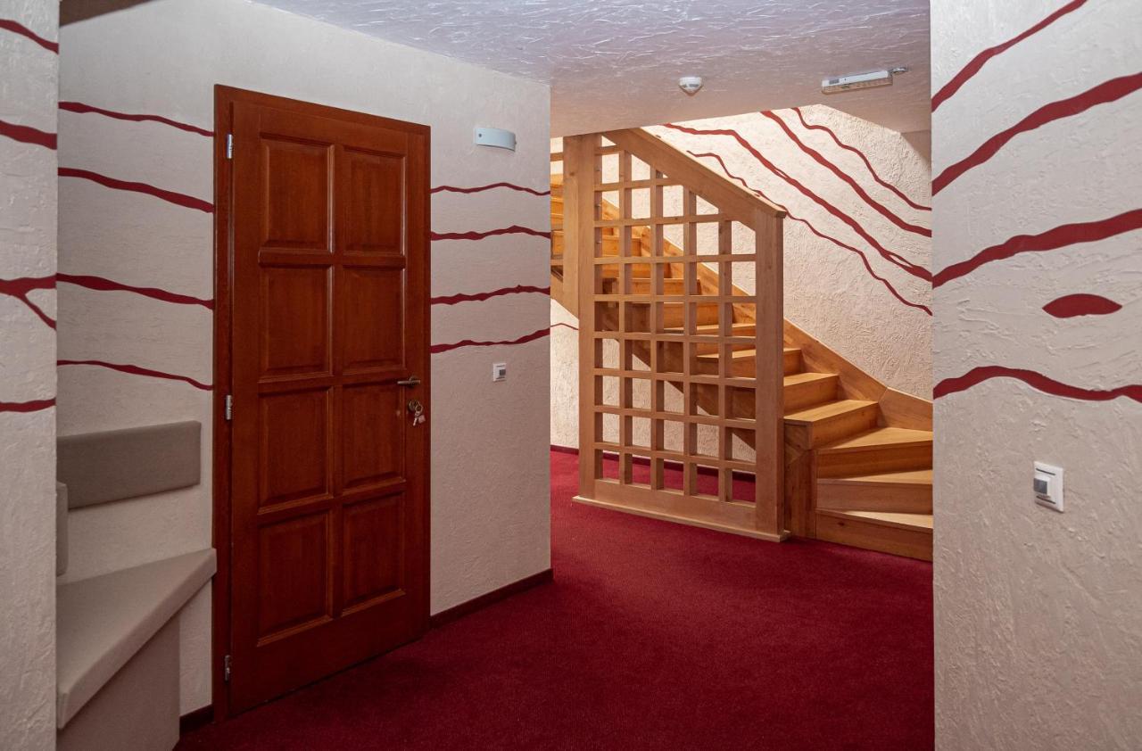 Atryum Hotel Szolnok Extérieur photo