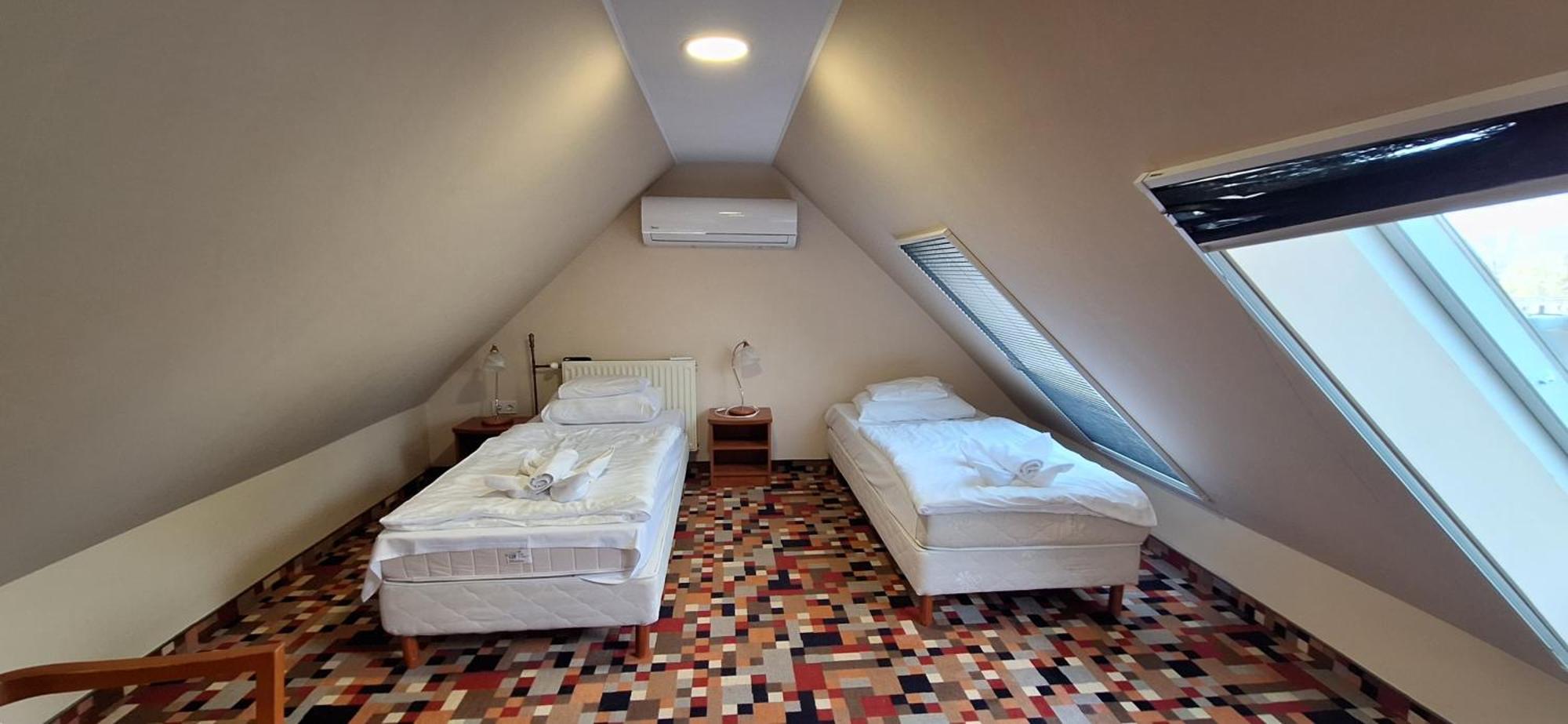 Atryum Hotel Szolnok Extérieur photo